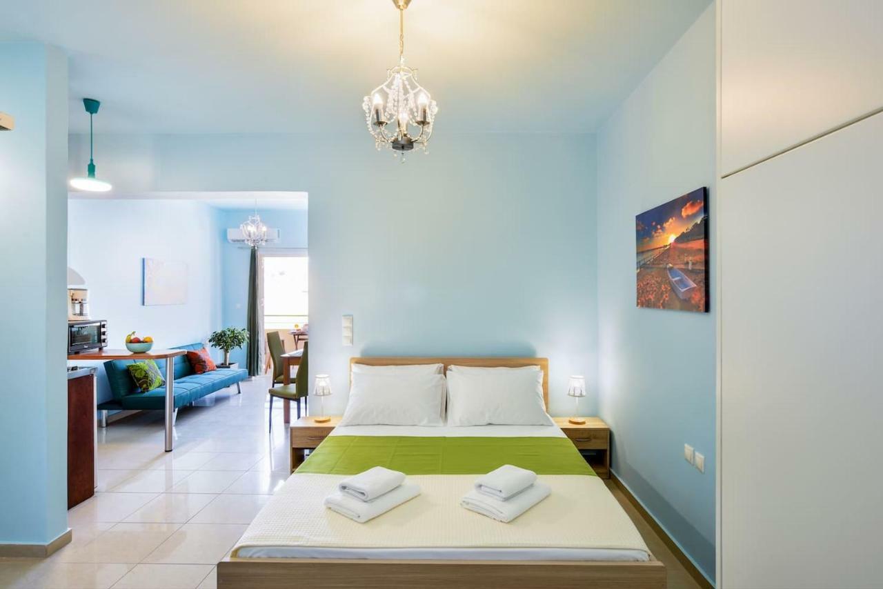 Seaside Old Venetian Harbour 1St Floor Apartment Chania  Exterior photo