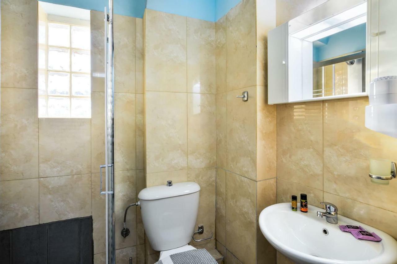 Seaside Old Venetian Harbour 1St Floor Apartment Chania  Exterior photo